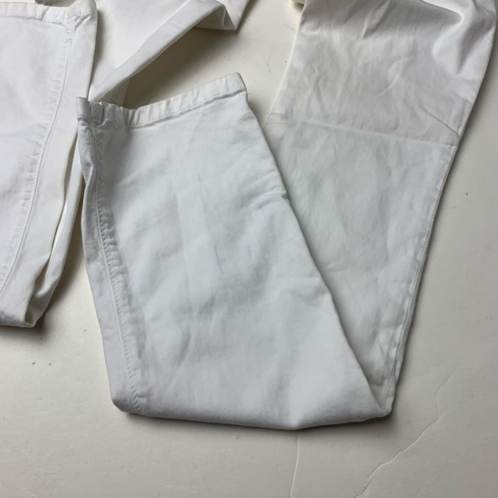 Robins Jeans - Picture 2 of 10